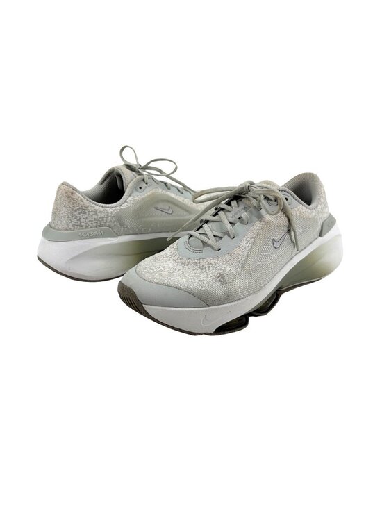 Nike Shoes - Nike Versair Light Silver Metallic Silver Running Shoes DZ3547 006 Womens 10